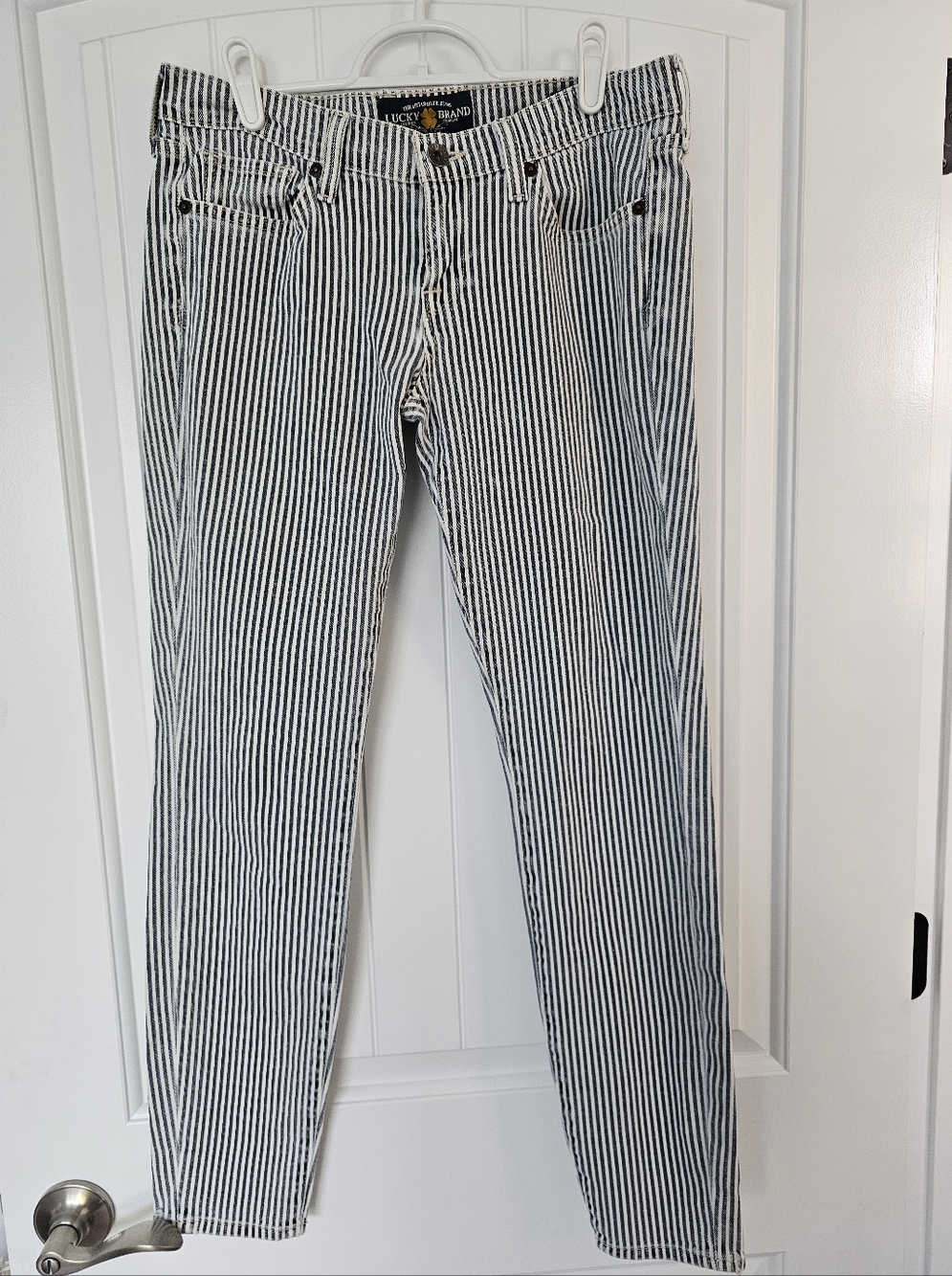 Lucky Brand Blue & White Vertical Stripe Jeans- Size 4, (27) 29" Inseam